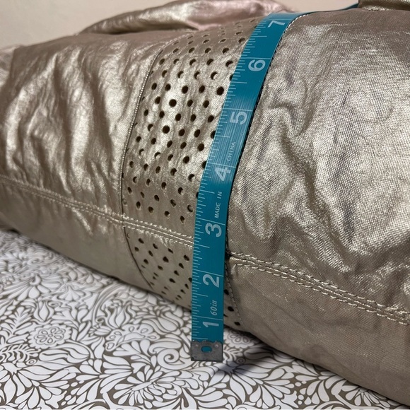 Kipling Large Duffle Bag Nylon Travel Gym Weekender tons of pockets - Picture 13 of 13